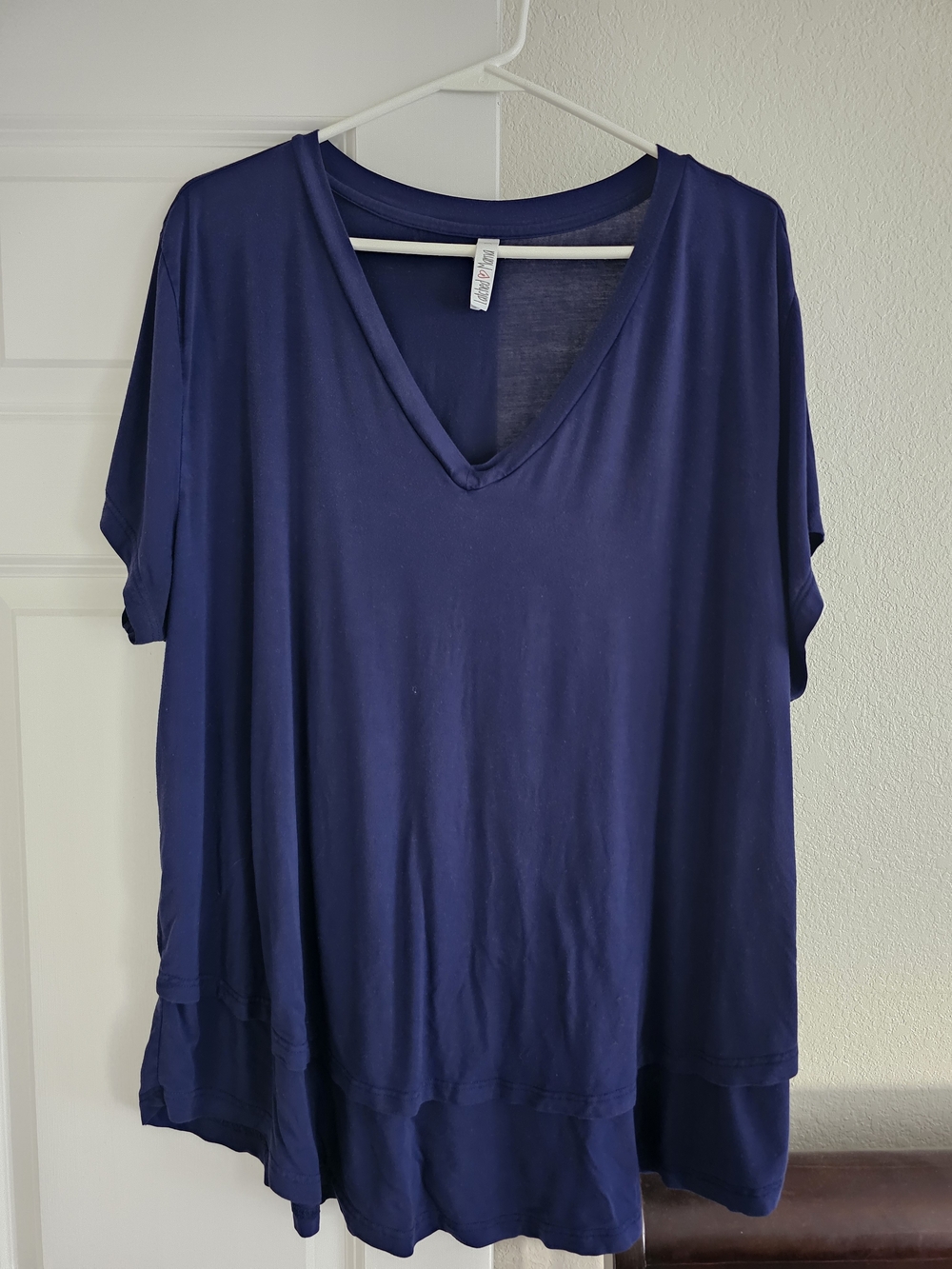 Latched Mama Navy V-Neck Nursing Tee